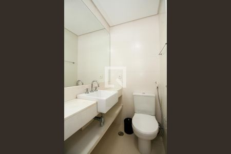 Apartamento à venda com 100m², 1 quarto e 2 vagasBanheiro da Suíte