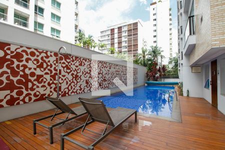 Apartamento à venda com 100m², 1 quarto e 2 vagasÁrea Comum - Piscina