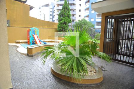 Apartamento à venda com 80m², 3 quartos e 2 vagasÁrea comum - Playground