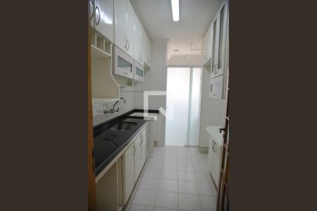 Apartamento à venda com 80m², 3 quartos e 2 vagasCozinha