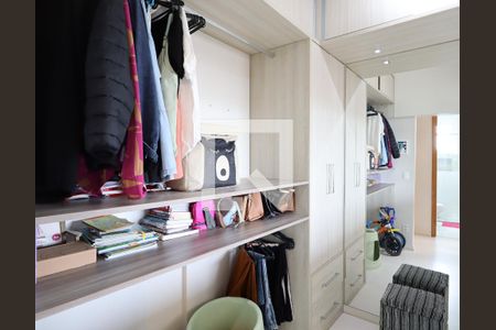 Apartamento para alugar com 85m², 2 quartos e 2 vagasCloset da suíte