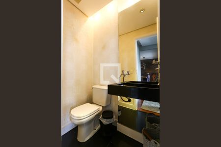 Apartamento à venda com 210m², 2 quartos e 3 vagasLavabo