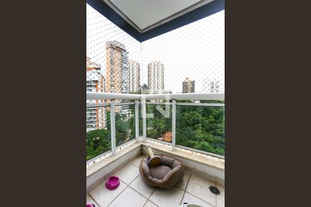 Apartamento à venda com 210m², 2 quartos e 3 vagasSacada da Suíte 2