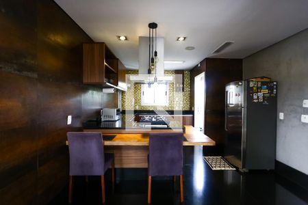 Apartamento à venda com 210m², 2 quartos e 3 vagasCozinha