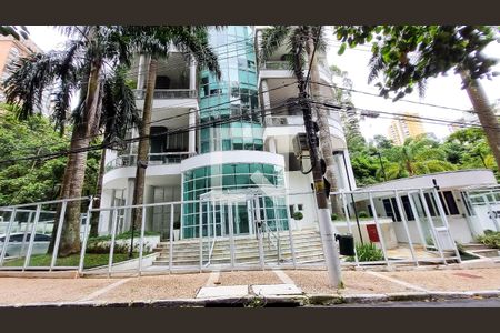 Apartamento à venda com 210m², 2 quartos e 3 vagasFachada