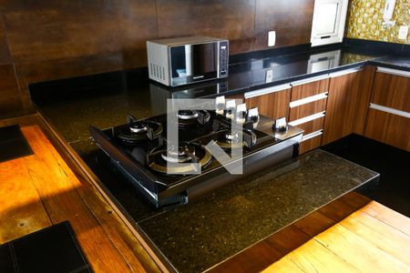 Apartamento à venda com 210m², 2 quartos e 3 vagasCozinha