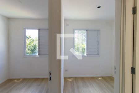 Casa de condomínio para alugar com 100m², 3 quartos e 2 vagasCorredor entre quartos