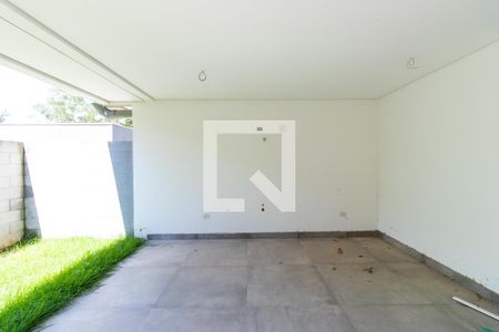 Casa de condomínio para alugar com 100m², 3 quartos e 2 vagasQuintal dos fundos