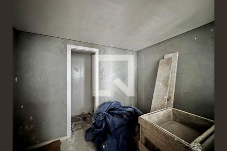 Casa de condomínio à venda com 496m², 4 quartos e 4 vagasQuarto de Serviço