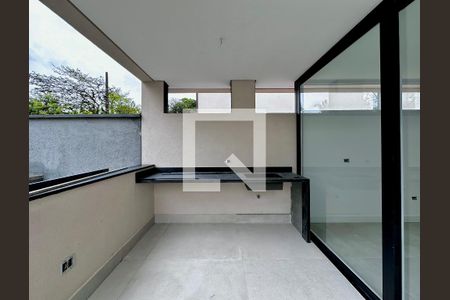 Casa de condomínio à venda com 496m², 4 quartos e 4 vagasVaranda/Quintal