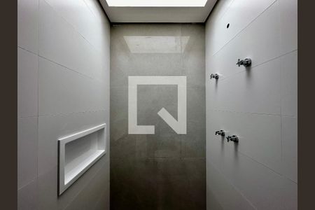 Casa de condomínio à venda com 496m², 4 quartos e 4 vagasBanheiro Suíte 4