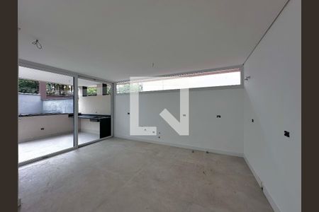 Casa de condomínio à venda com 496m², 4 quartos e 4 vagasCozinha