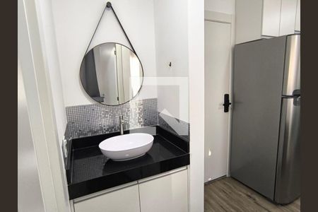 Banheiro de apartamento para alugar com 2 quartos, 36m² em Várzea da Barra Funda, São Paulo