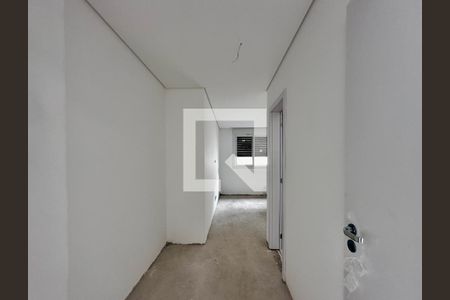 Casa de condomínio à venda com 486m², 4 quartos e 4 vagas Casa de condomínio à venda com 486m², 4 quartos e 4 vagasCloset Suíte 4