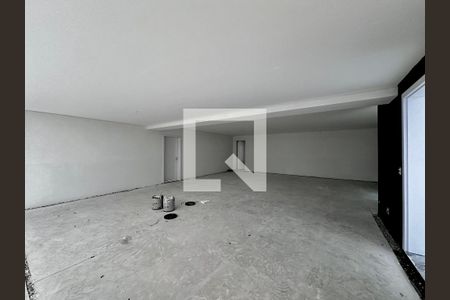 Casa de condomínio à venda com 486m², 4 quartos e 4 vagas Casa de condomínio à venda com 486m², 4 quartos e 4 vagasGaragem