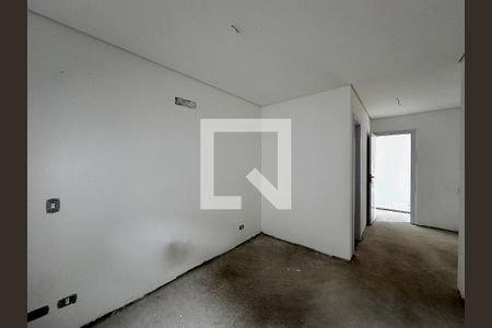 Casa de condomínio à venda com 486m², 4 quartos e 4 vagas Casa de condomínio à venda com 486m², 4 quartos e 4 vagasSuíte 4