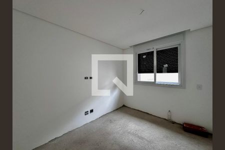 Casa de condomínio à venda com 486m², 4 quartos e 4 vagas Casa de condomínio à venda com 486m², 4 quartos e 4 vagasSuíte 4