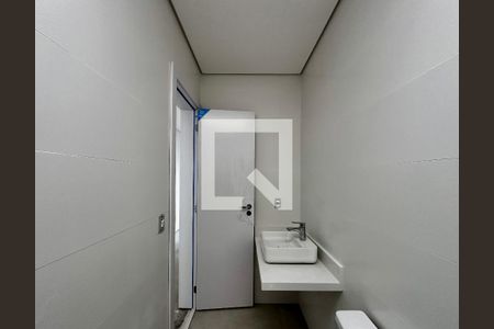 Casa de condomínio à venda com 486m², 4 quartos e 4 vagas Casa de condomínio à venda com 486m², 4 quartos e 4 vagasBanheiro Suíte 4