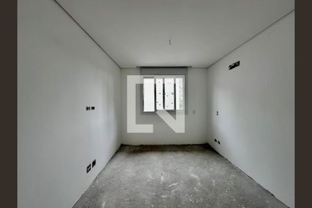 Casa de condomínio à venda com 486m², 4 quartos e 4 vagas Casa de condomínio à venda com 486m², 4 quartos e 4 vagasSuíte 1