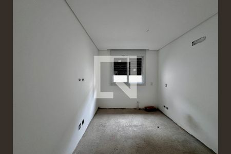 Casa de condomínio à venda com 486m², 4 quartos e 4 vagas Casa de condomínio à venda com 486m², 4 quartos e 4 vagasSuíte 4