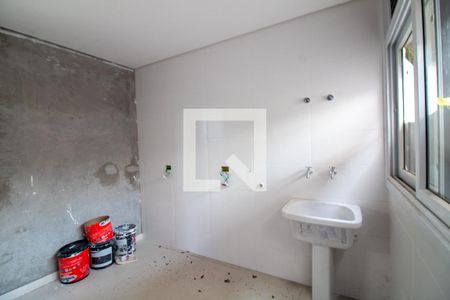 Casa à venda com 581m², 4 quartos e 4 vagas Casa à venda com 581m², 4 quartos e 4 vagasÁrea de Serviço