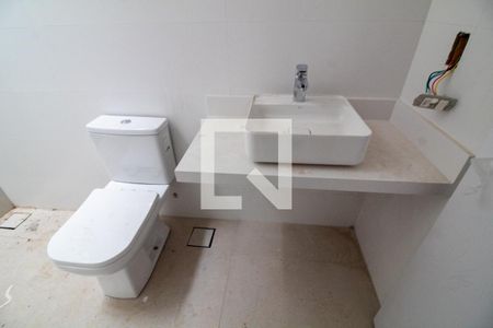 Casa à venda com 581m², 4 quartos e 4 vagas Casa à venda com 581m², 4 quartos e 4 vagasBanheiro da Suíte 2