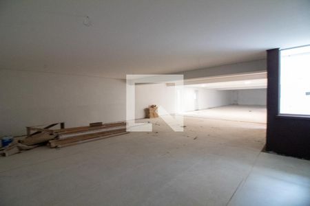 Casa à venda com 581m², 4 quartos e 4 vagas Casa à venda com 581m², 4 quartos e 4 vagasGaragem