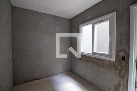 Casa à venda com 581m², 4 quartos e 4 vagas Casa à venda com 581m², 4 quartos e 4 vagasQuarto de Serviço