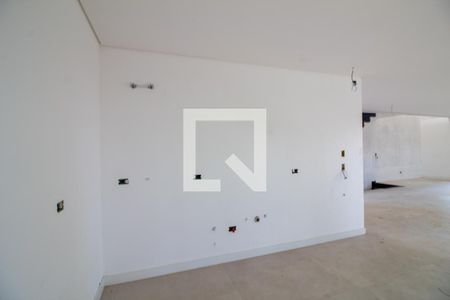 Casa à venda com 581m², 4 quartos e 4 vagas Casa à venda com 581m², 4 quartos e 4 vagasCozinha