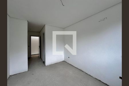 Casa de condomínio à venda com 531m², 4 quartos e 4 vagas Casa de condomínio à venda com 531m², 4 quartos e 4 vagasSuíte 4