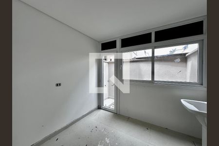 Casa de condomínio à venda com 531m², 4 quartos e 4 vagas Casa de condomínio à venda com 531m², 4 quartos e 4 vagasÁrea de Serviço