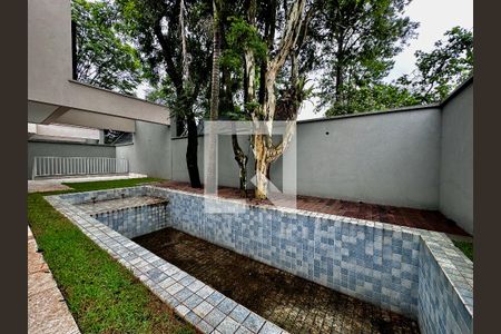 Casa de condomínio à venda com 531m², 4 quartos e 4 vagas Casa de condomínio à venda com 531m², 4 quartos e 4 vagasPiscina