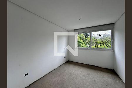 Casa de condomínio à venda com 531m², 4 quartos e 4 vagas Casa de condomínio à venda com 531m², 4 quartos e 4 vagasSuíte 4