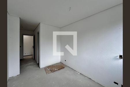 Casa de condomínio à venda com 531m², 4 quartos e 4 vagas Casa de condomínio à venda com 531m², 4 quartos e 4 vagasSuíte 3