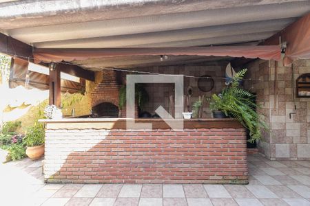 Casa à venda com 376m², 4 quartos e 4 vagas Casa à venda com 376m², 4 quartos e 4 vagasChurrasqueira