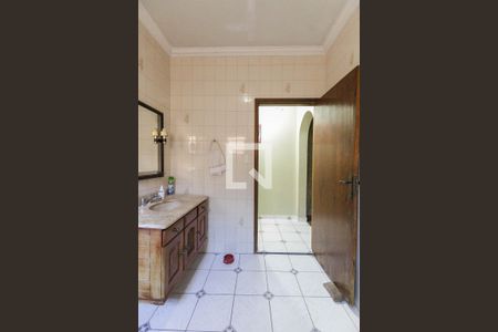 Casa à venda com 376m², 4 quartos e 4 vagas Casa à venda com 376m², 4 quartos e 4 vagasBanheiro Social 2