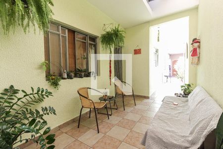 Casa à venda com 376m², 4 quartos e 4 vagas Casa à venda com 376m², 4 quartos e 4 vagasÁrea Externa