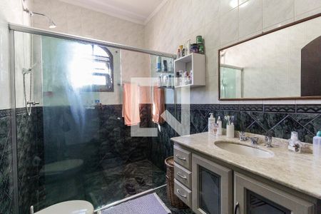 Casa à venda com 376m², 4 quartos e 4 vagas Casa à venda com 376m², 4 quartos e 4 vagasBanheiro Social 1