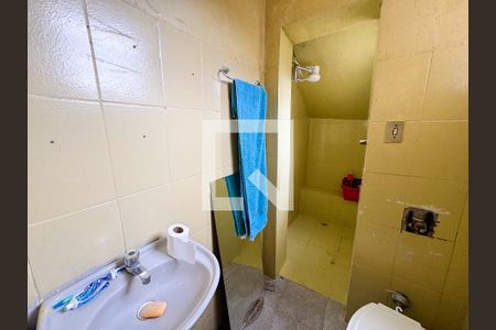 Casa de condomínio à venda com 360m², 3 quartos e 4 vagasBanheiro