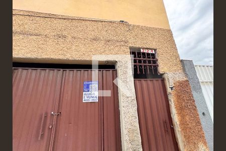 Casa de condomínio à venda com 360m², 3 quartos e 4 vagasPlaca