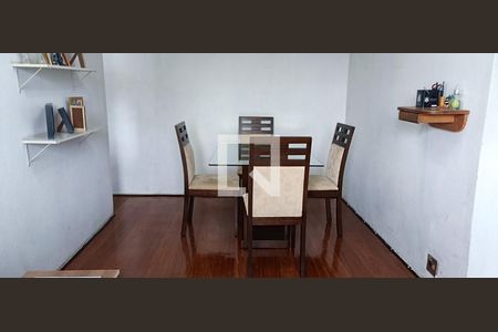 Apartamento para alugar com 60m², 2 quartos e 1 vagaSala