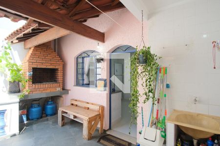 Casa à venda com 250m², 4 quartos e 4 vagasQuintal / Área de Serviço