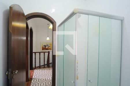 Casa à venda com 250m², 4 quartos e 4 vagasBanheiro Social