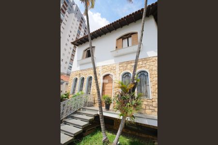 Casa à venda com 250m², 4 quartos e 4 vagasFrente