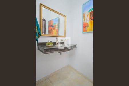 Lavabo de casa à venda com 4 quartos, 250m² em Chácara Santo Antônio (zona Leste), São Paulo