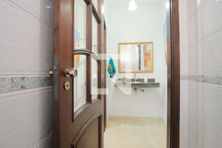 Lavabo de casa à venda com 4 quartos, 250m² em Chácara Santo Antônio (zona Leste), São Paulo