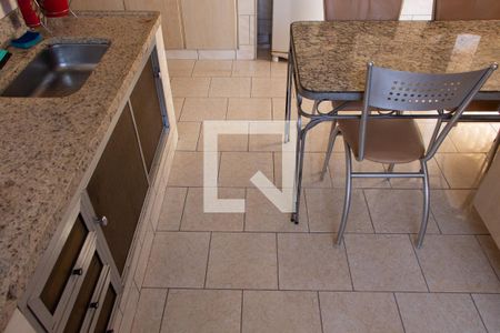 Casa para alugar com 165m², 2 quartos e 6 vagasCOZINHA