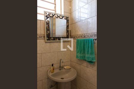 Casa para alugar com 165m², 2 quartos e 6 vagasBANHEIRO