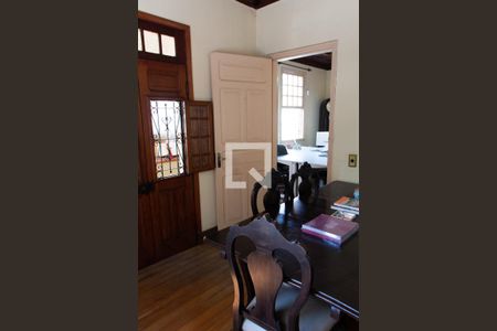 Casa para alugar com 165m², 2 quartos e 6 vagasSALA DE TV