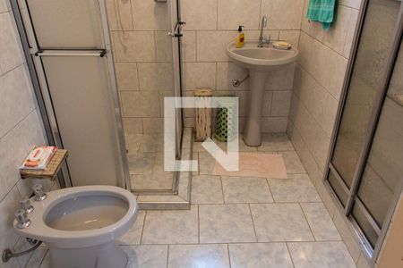 Casa para alugar com 165m², 2 quartos e 6 vagasBANHEIRO